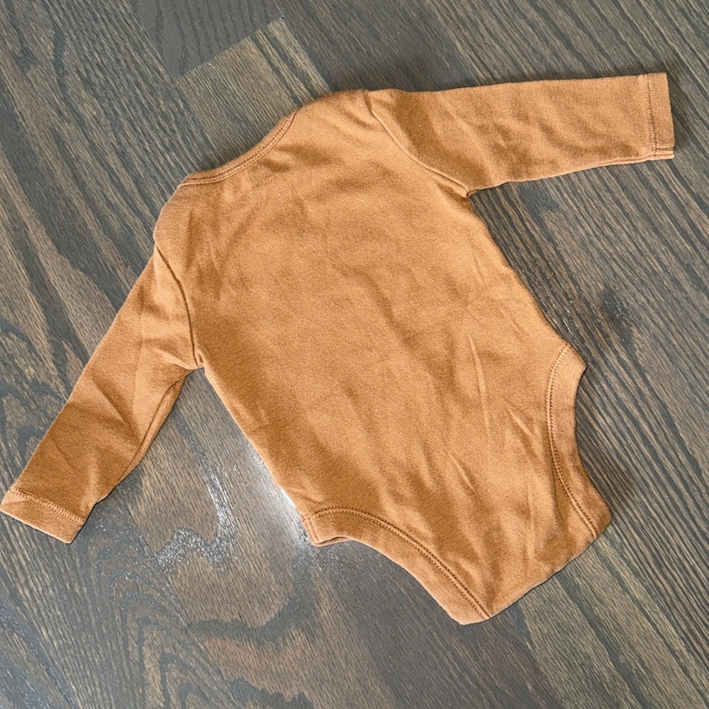 Old Navy Long-Sleeve Football Graphic Bodysuit | 0-3M - Picture 5 of 5
